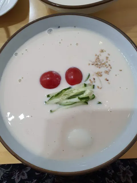 국수나무춘천씨지브이점