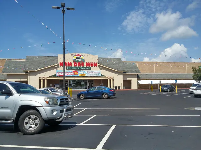 Nam Dae Mun Farmers Market