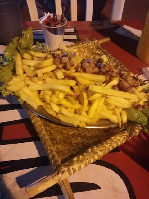 Tia do Vinho Bar e Cultura.