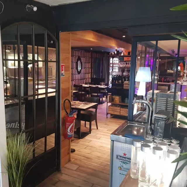 Le comptoir D'adriano Fréjus