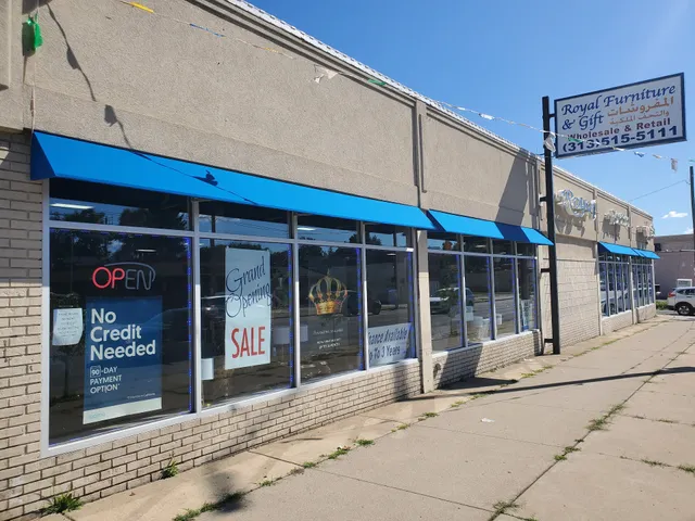 ROYAL FURNITURE & GIFTS