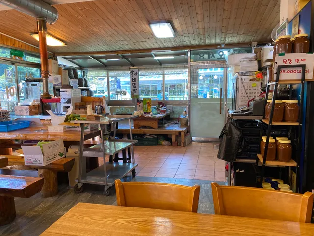 감자바우식당 본관