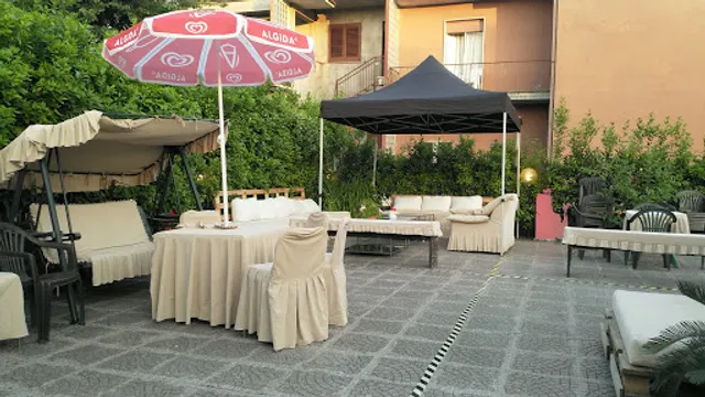 Dr. Creatur disco pub