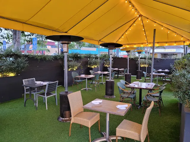 Spumoni Trattoria & Pizzeria