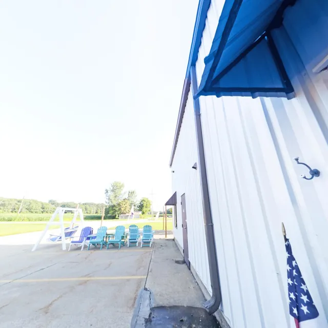 Amish Oak Warehouse LLC