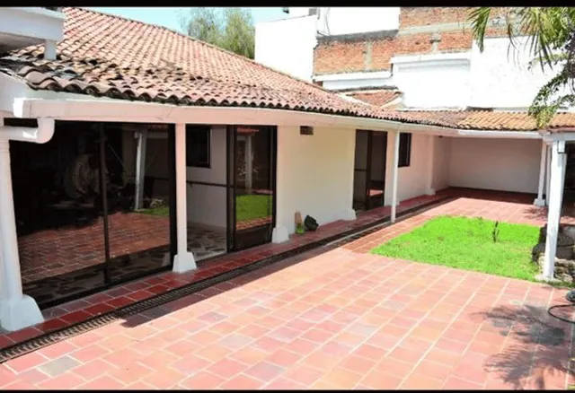 Aparta estudios - Nirvana Cali