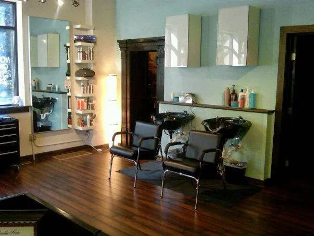 Dasch Salon