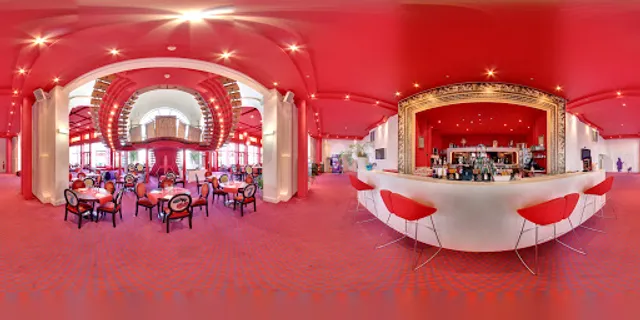 Le Kaz, Brasserie Panoramique Du Casino De Cabourg