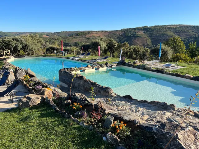 Mosteirinho, Negreda