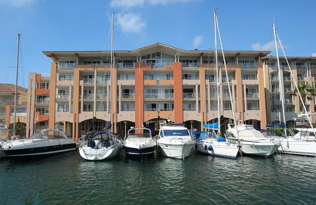 Cap Hermès Residence