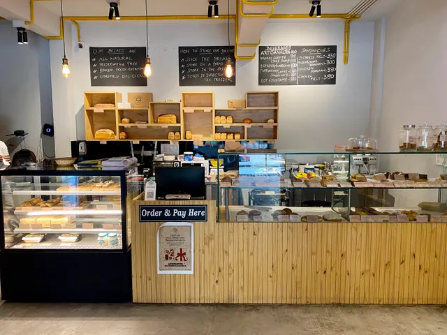 Old Madras Baking Company (Palavakkam)