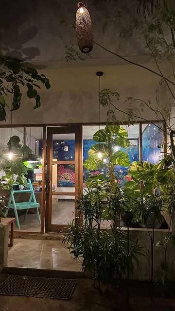 Kaage Bistro & Lounge