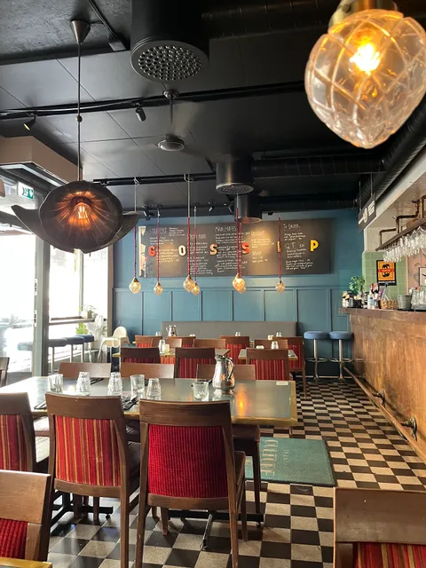 Shanti Gossip Kungsholmen