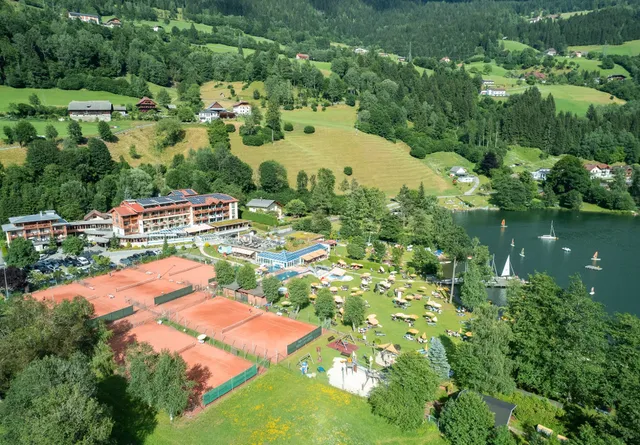 Familien-Sporthotel Brennseehof S