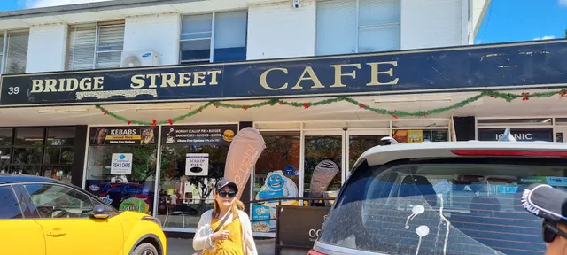 The Bridge Cafe