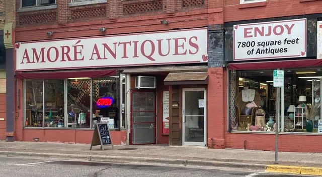 Amore Antiques