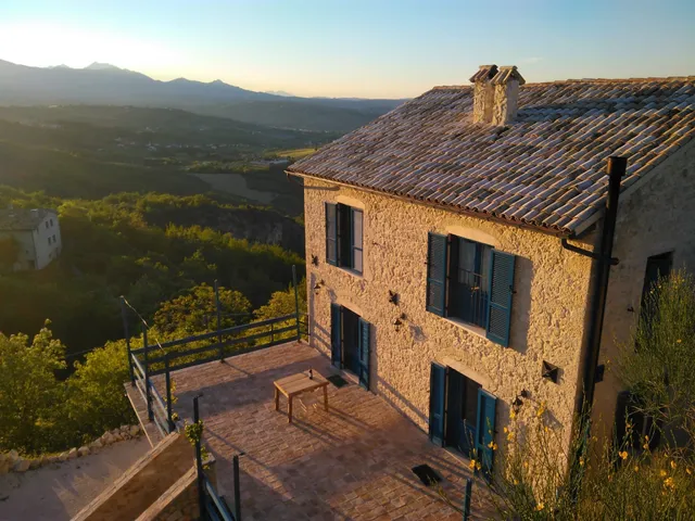 La casa dalle finestre blu B&B