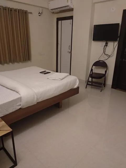 OYO Home 11410 Hill View Stay