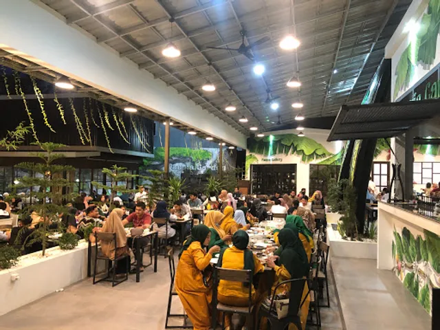 PAOPIA GARDEN Cafe & Resto