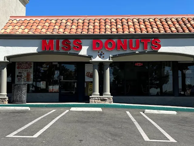Miss Donuts