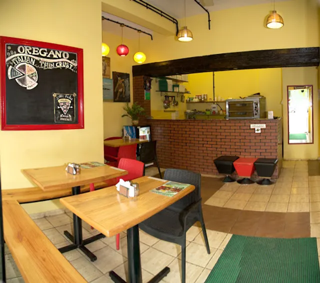 Oregano The Organic Pizzeria