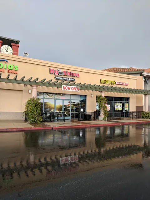 Hyshinu Ramen, Sushi & Poke