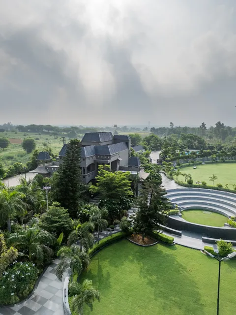 Hotel Highwayking Shahpura