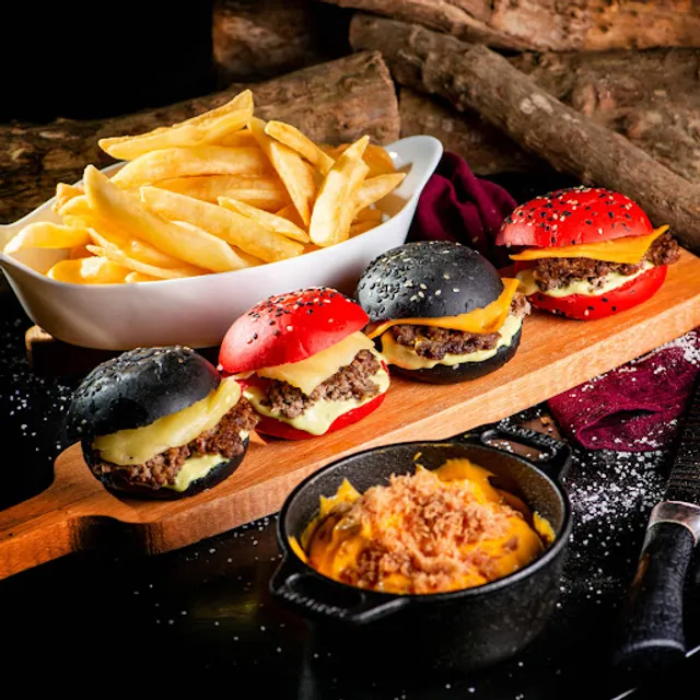 Kaverna's Steak and Beer