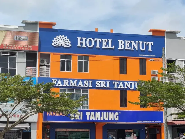 HOTEL BENUT