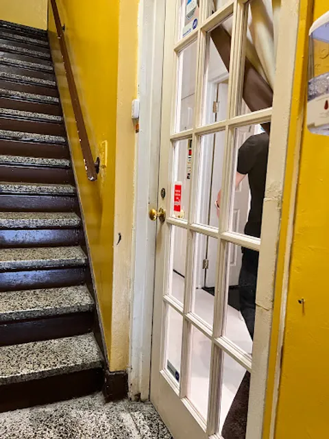 Essential Day Spa & Cosmetics