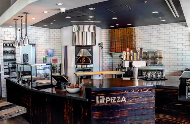 LIT Pizza - Airline Hwy