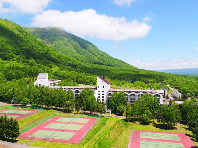 Rusutsu Resort Hotel & Convention