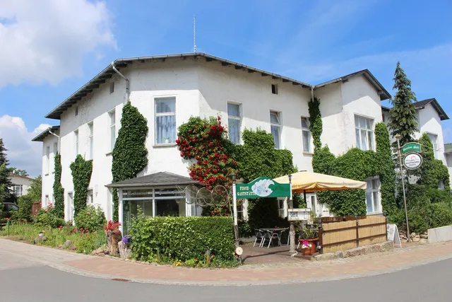 Baltisches Haus "Pension Moll"
