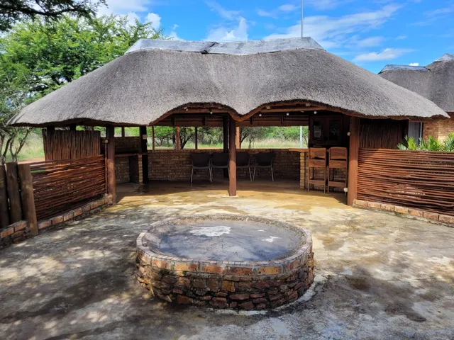 Makhato 48 Bush Lodge