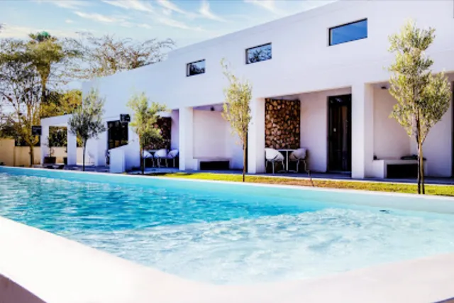 Oudtshoorn- Karoo Retreat- Self Catering Accommodation