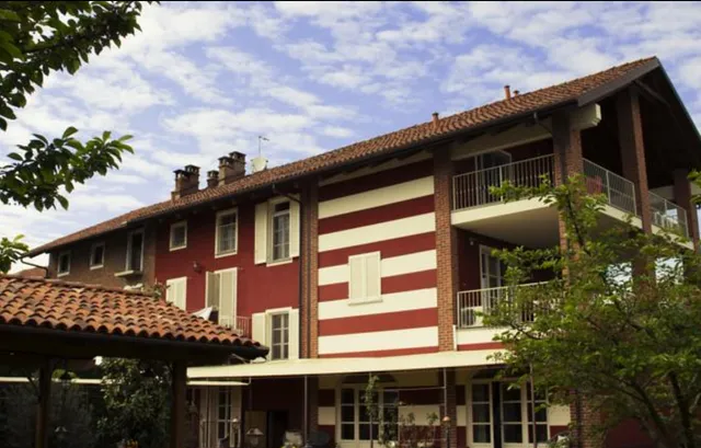 Maison Louis Farm and B & B