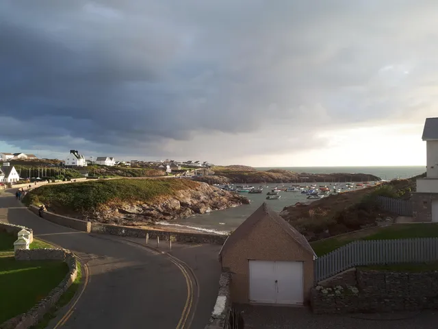 Bryn Gors Holiday Cottage - Trearddur Bay - Anglesey Escapes