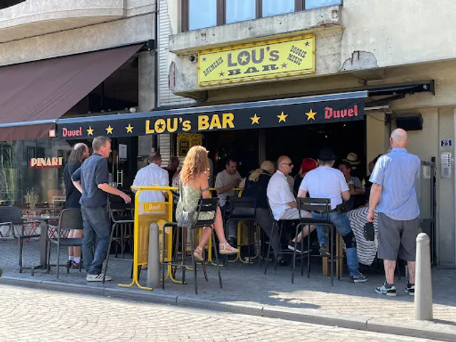 Lou's Bar