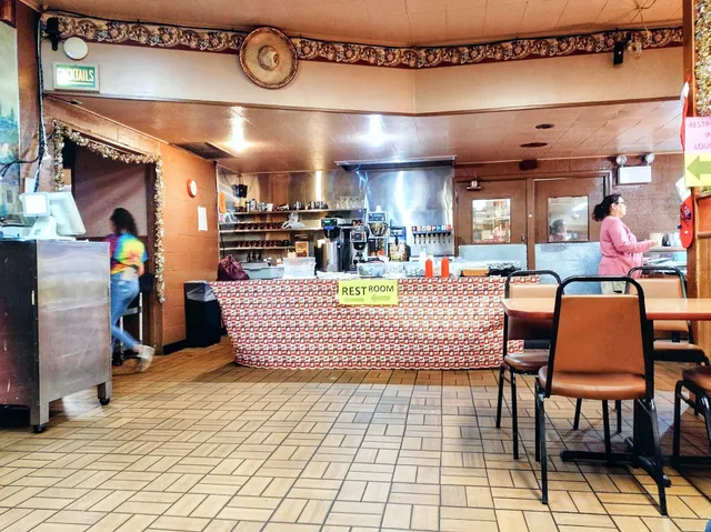 Falcon Restaurant & Lounge