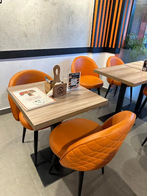 Fat Tiger Cafe & Restaurant