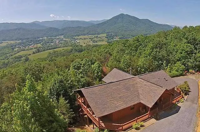 Smoky Mountain Golden Cabins