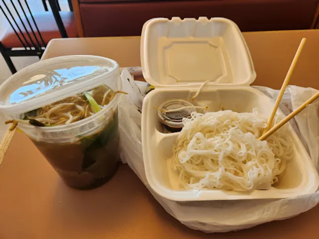 Pho Happy Wok