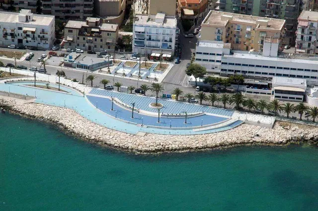 B&B Una Rotonda Sul Mare