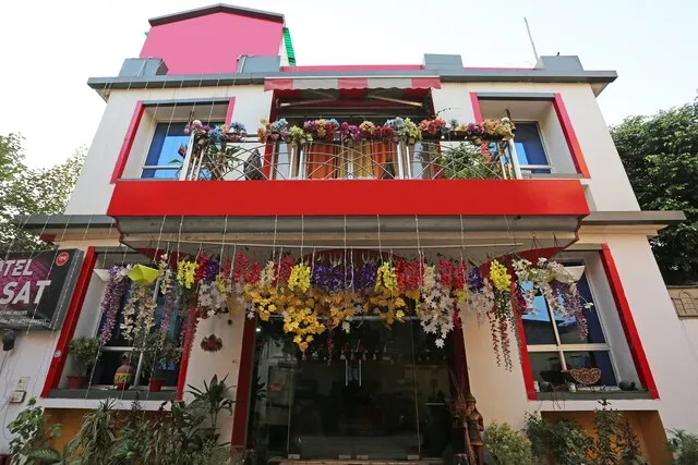 Collection O 2756 Hotel Virasat