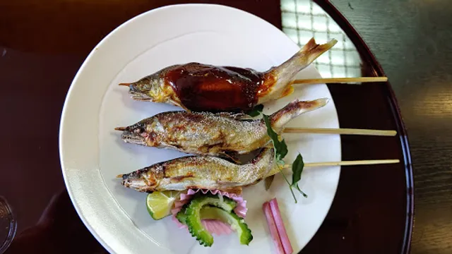 鮎料理・季節料理 ふ志多