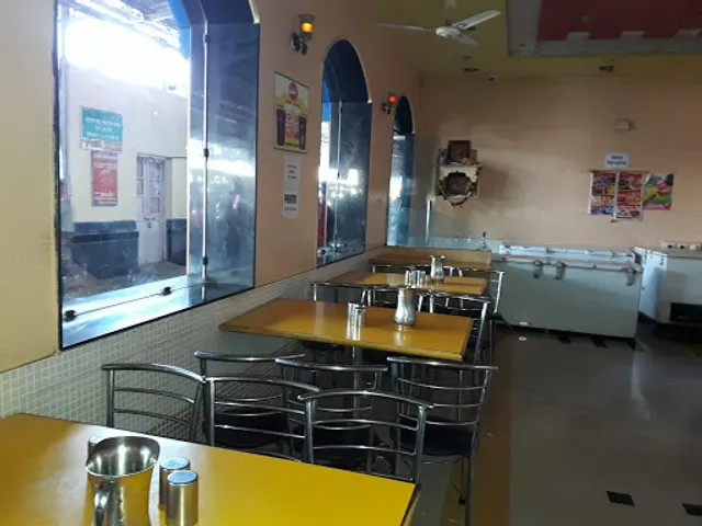 TRAVELING FOOD Services Akola