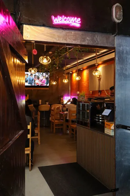 Sri Lankan Street food and Cafe