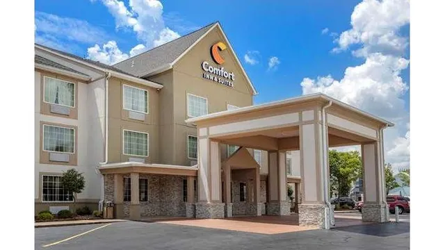 Comfort Inn & Suites North Little Rock JFK Blvd