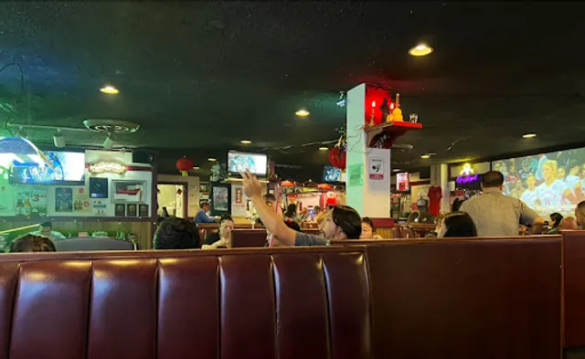 8 Fat Fat 8 Bar & Grille