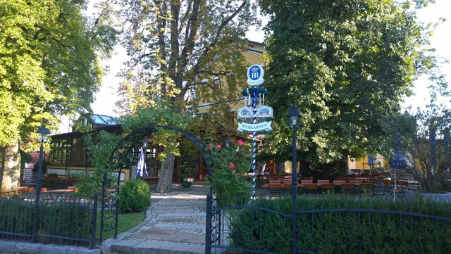 Hotel & Restaurant Waldschloss